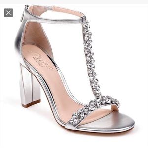 Jewel Badgley Mischka heels